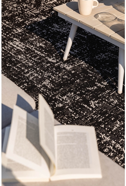 Black and Cream Outdoor Carpet - NATURA - 160 x 230