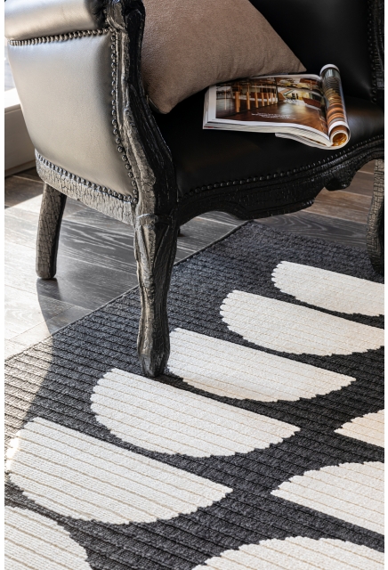 Black and Cream rug - HYPNOS - 160 x 230